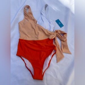 Cupshe color block tie one piece swimsuit size small